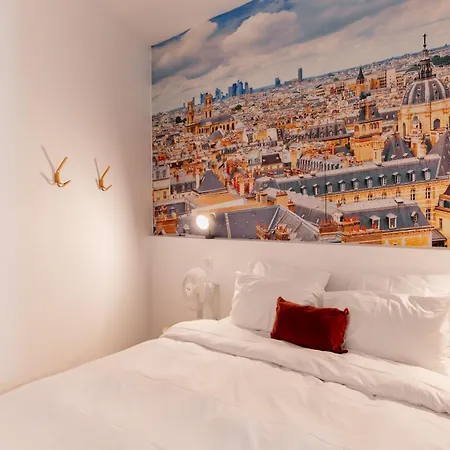 St Germain Sartre Chicsuites